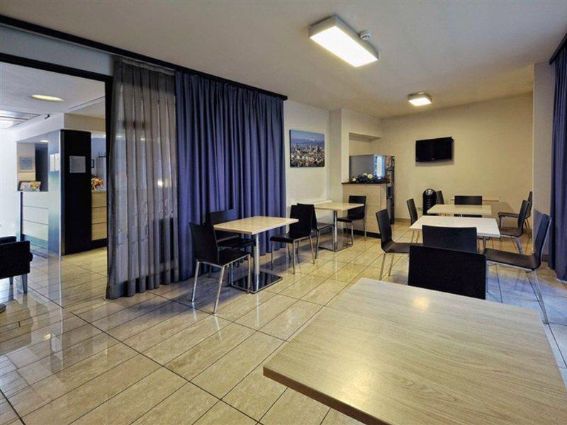 Apartahotel Quadra Key Easy In Florencia